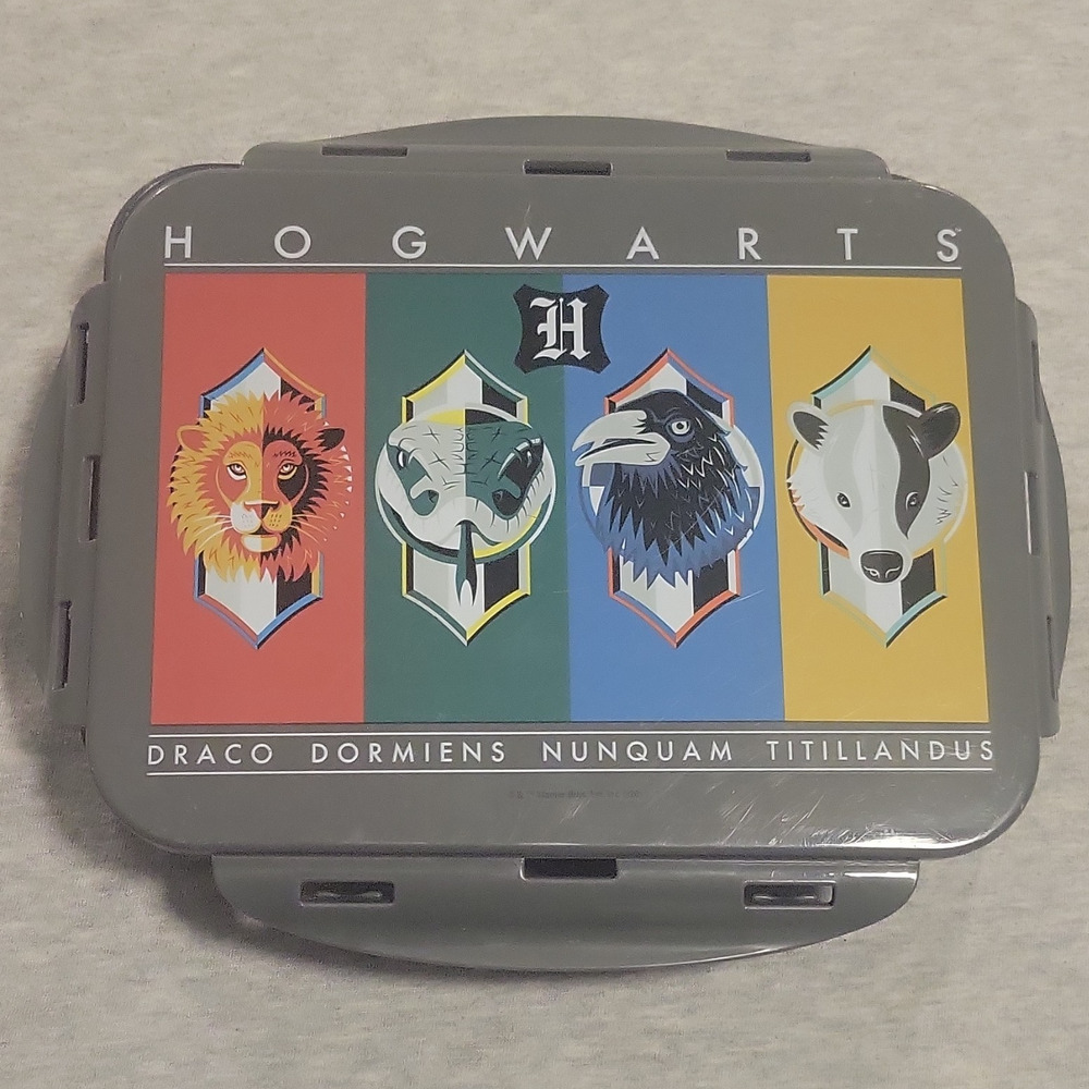 Harry Potter Hogwarts Bento Lunch Box ZAK Designs Gray 3 Compartment Snacks